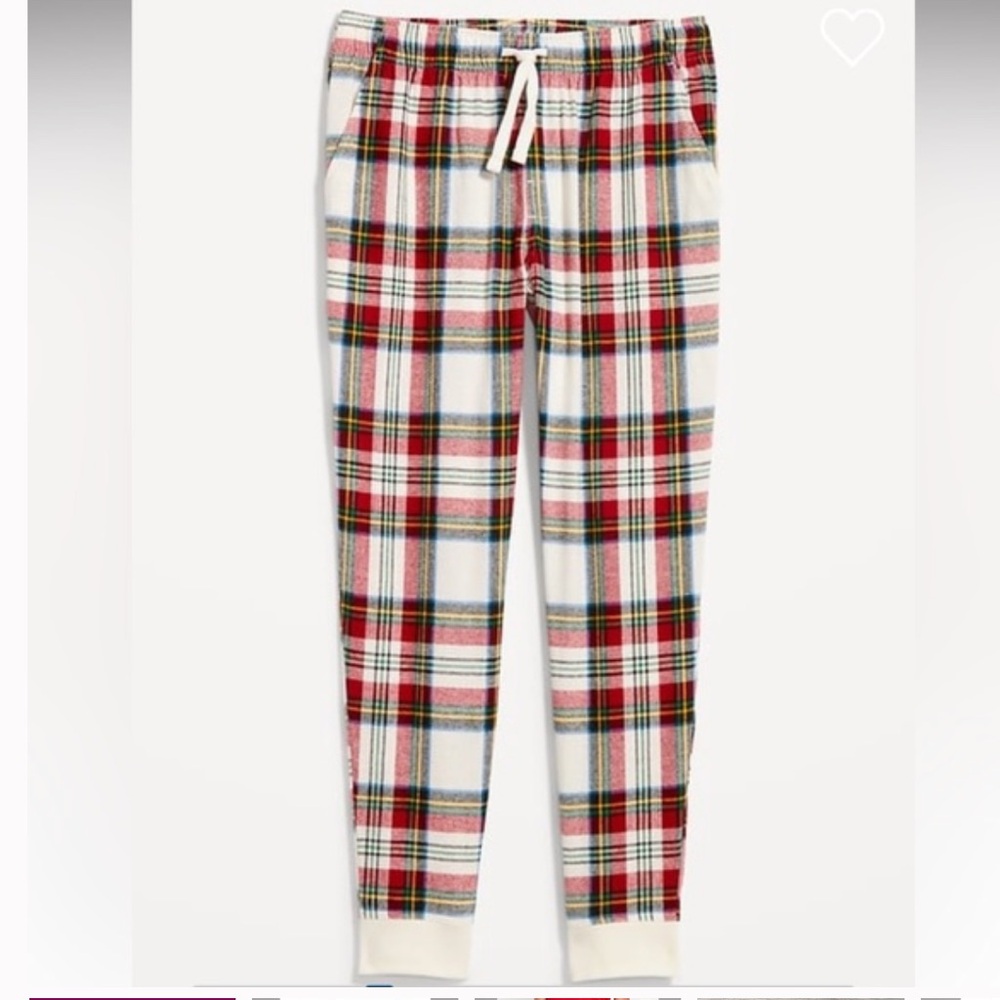 Old Navy Men’s Christmas Pajama Set - Plaid Flannel Joggers & Santa Tee